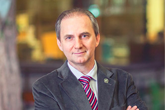 Dr. Sergio Daniel Lukoski